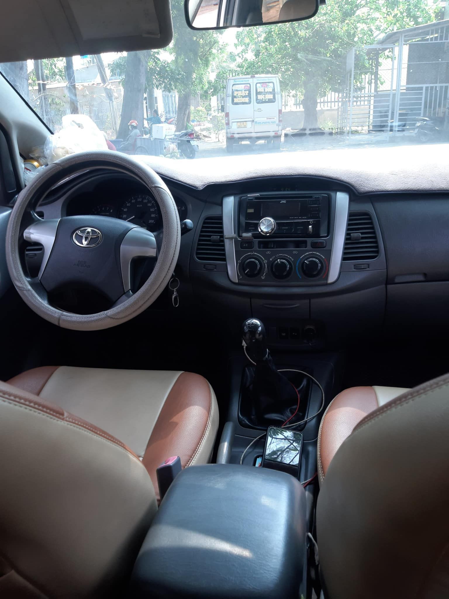 Toyota Innova 2014 - Xe chính chủ, 320tr