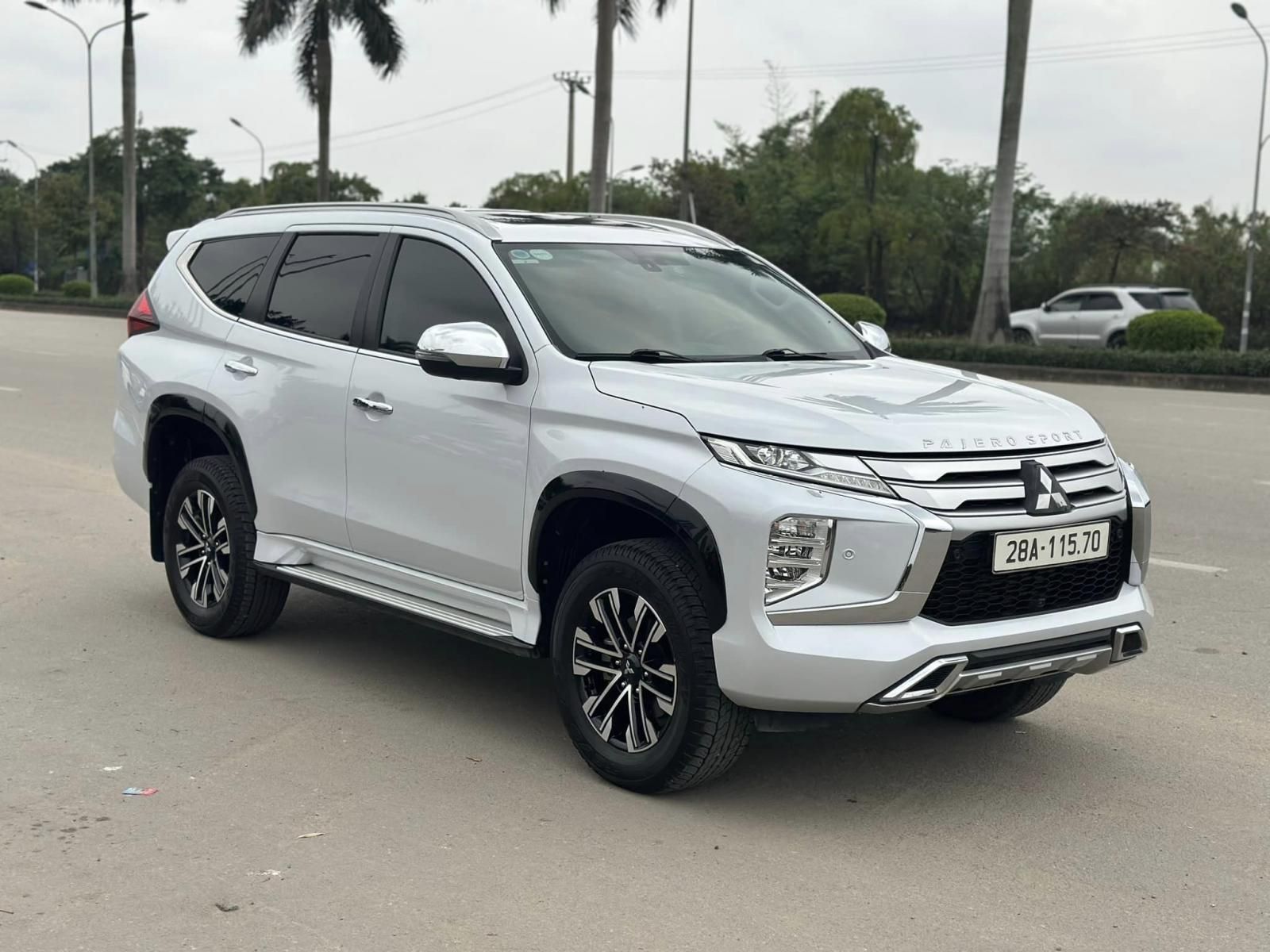 Mitsubishi Pajero Sport 2020 - Mitsubishi Pajero Sport 2020 tại Hà Nội