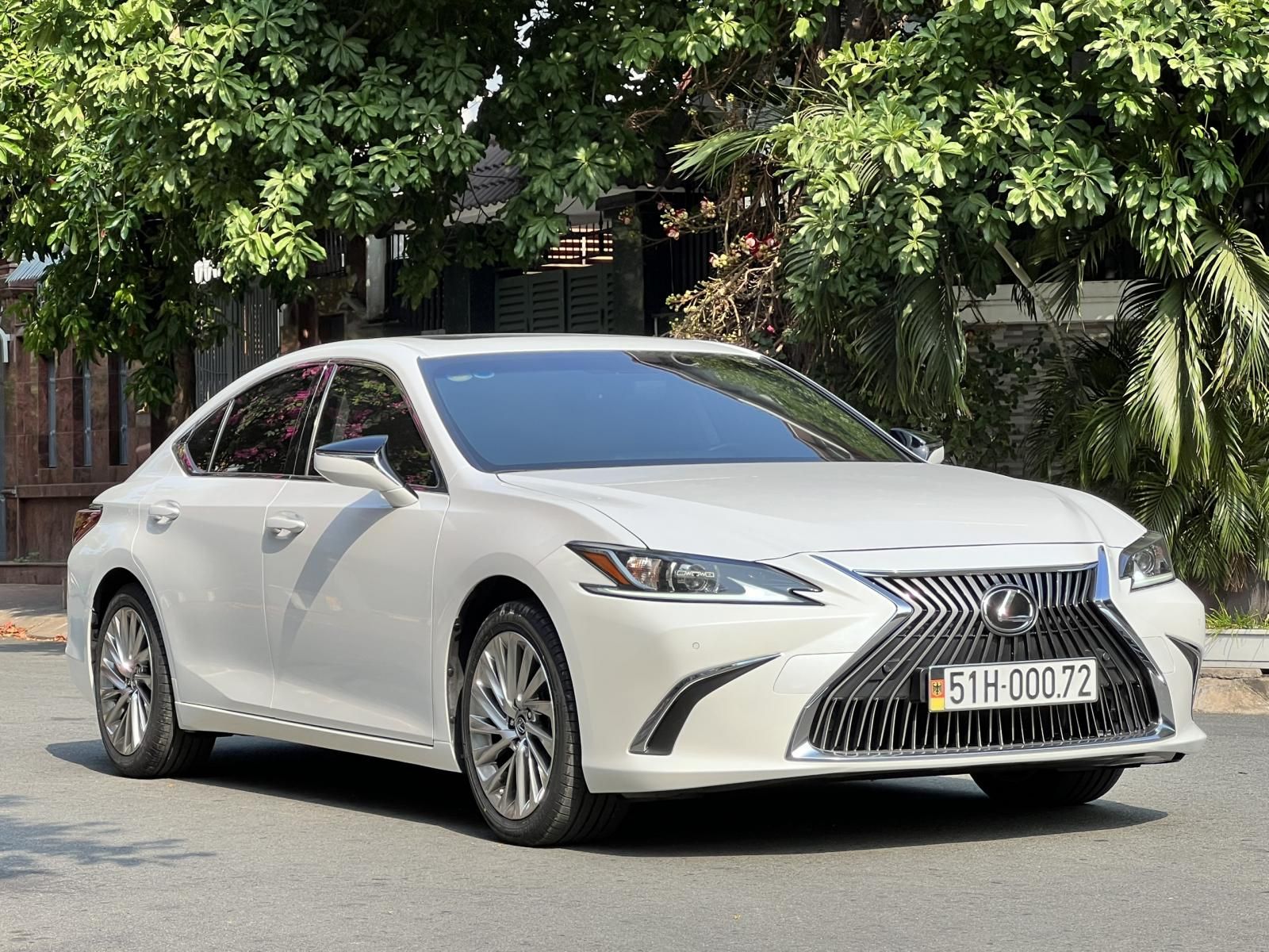 Lexus ES 250 2019 - còn mới 99%