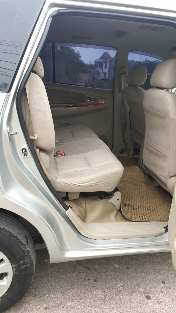 Toyota Innova 2011 - Số sàn 2.0 bản đủ