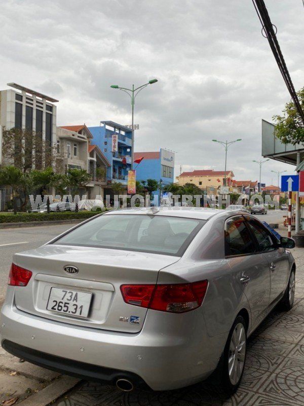 Kia Forte 2011 - Màu bạc