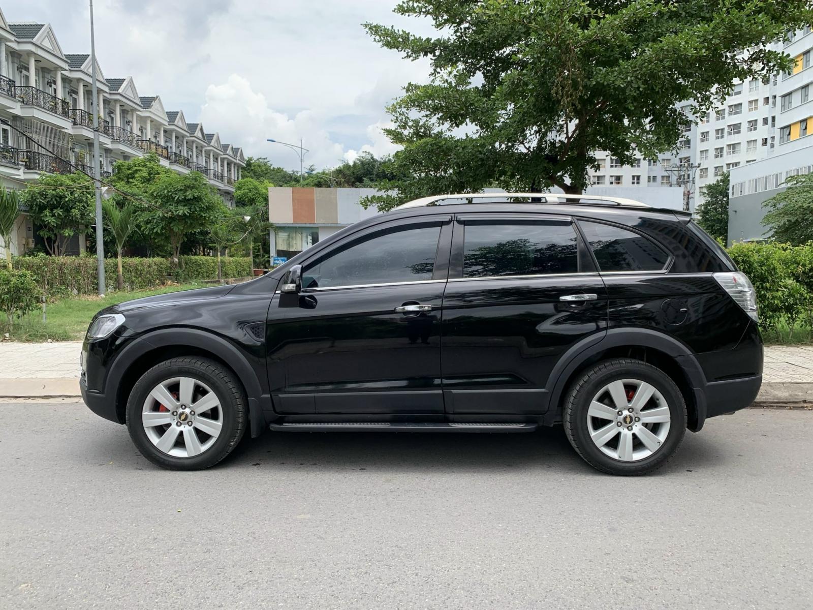 Chevrolet Captiva LTZ MAXX 2010 - Cần bán hoặc đổi xe 7C đời cao Chevrolet Captiva LTZ Maxx model 2010