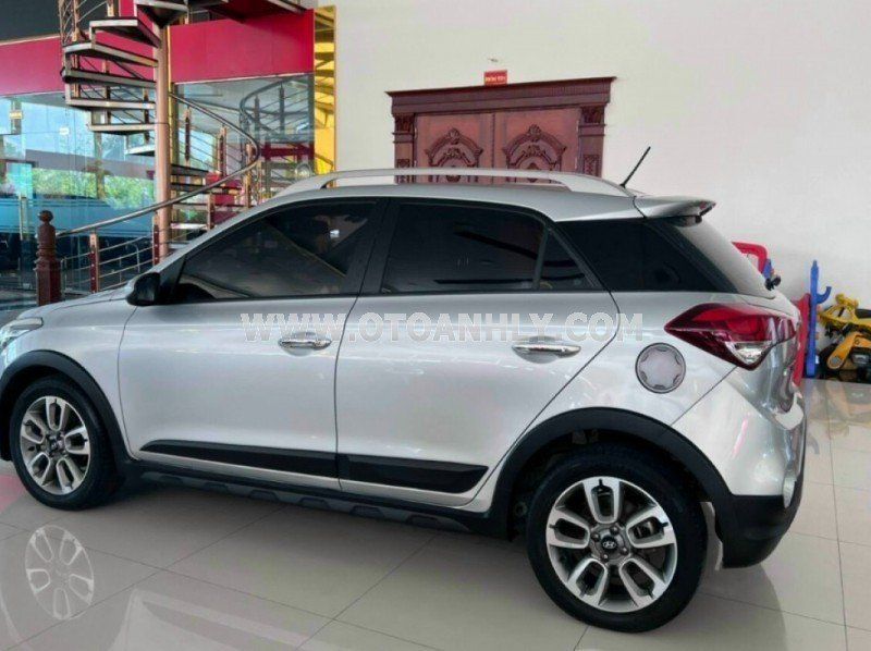 Hyundai i20 Active 2015 - Đăng ký lần đầu 2016, biển tỉnh