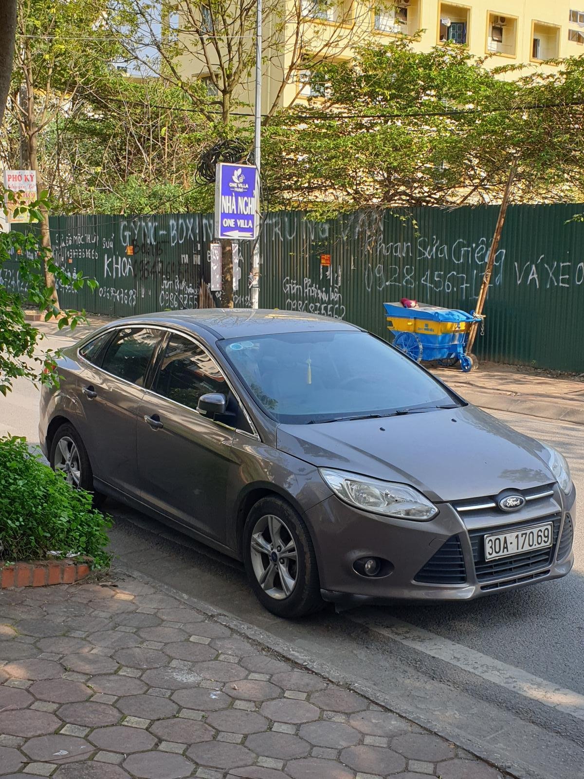 Ford Focus 2014 - Bản số tự động