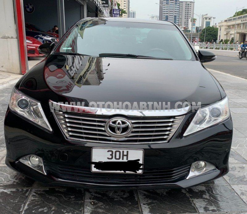 Toyota Camry 2013 - Màu đen, nội thất đen