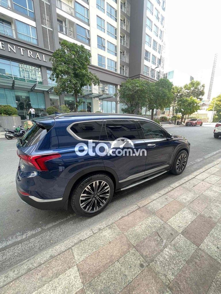 Hyundai Santa Fe Đi nước ngoài định cư cần bán xe chính chủ mới 99% 2022 - Đi nước ngoài định cư cần bán xe chính chủ mới 99%