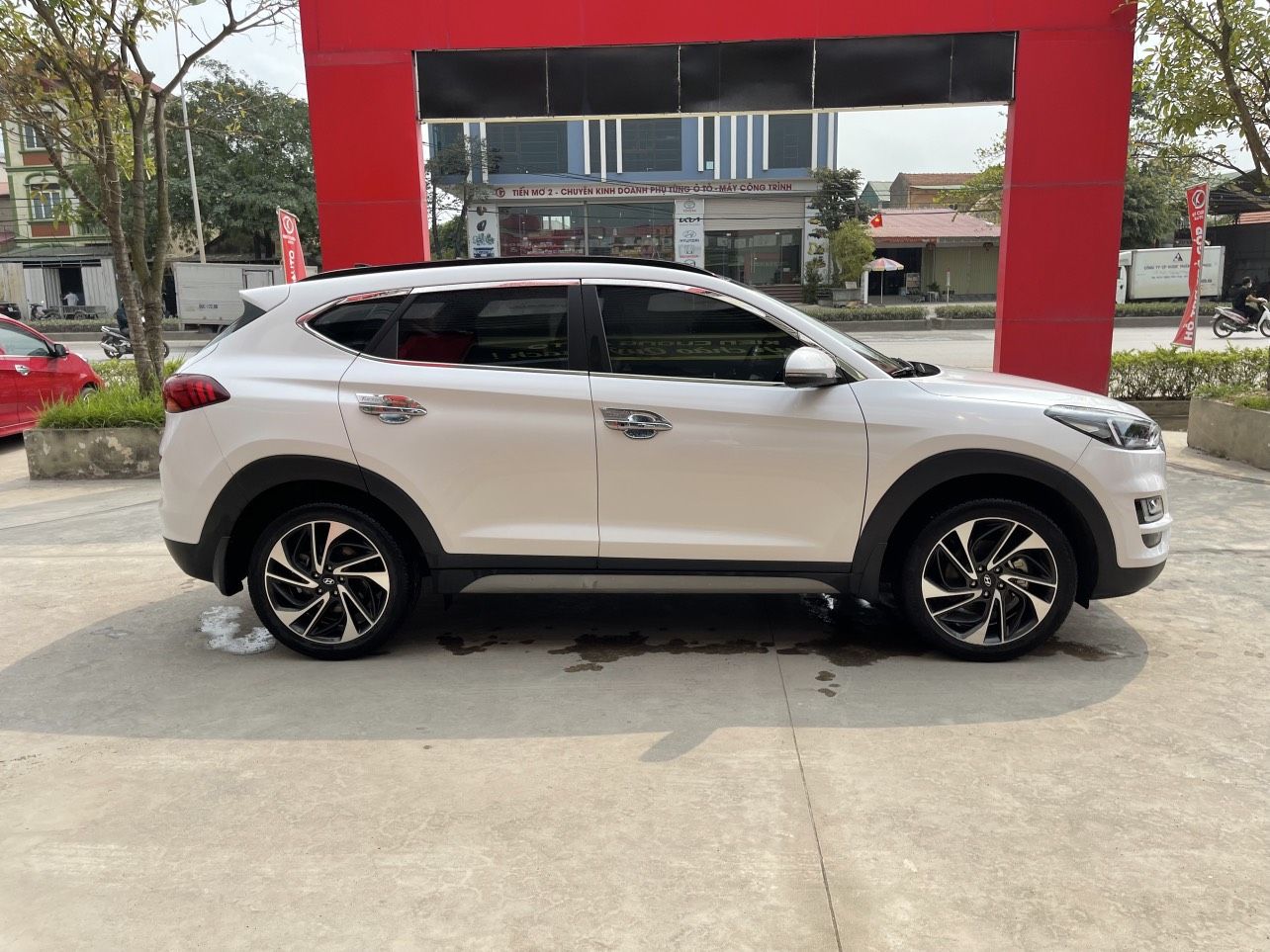 Hyundai Tucson 2019 - Form mới 2020 mà giá lại rất hợp lý