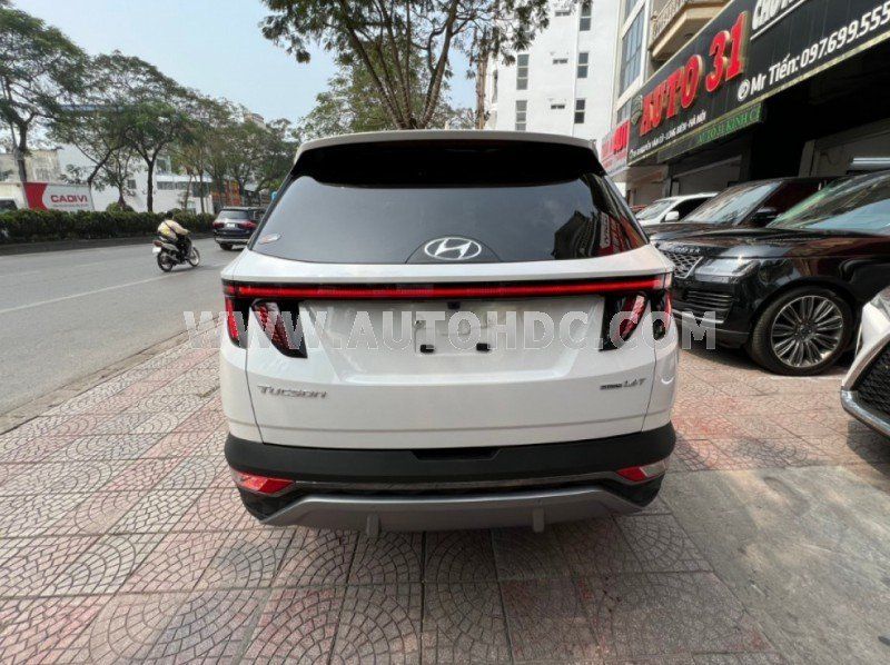 Hyundai Tucson 2023 - Biển thành phố sang tên không mất tiền biển