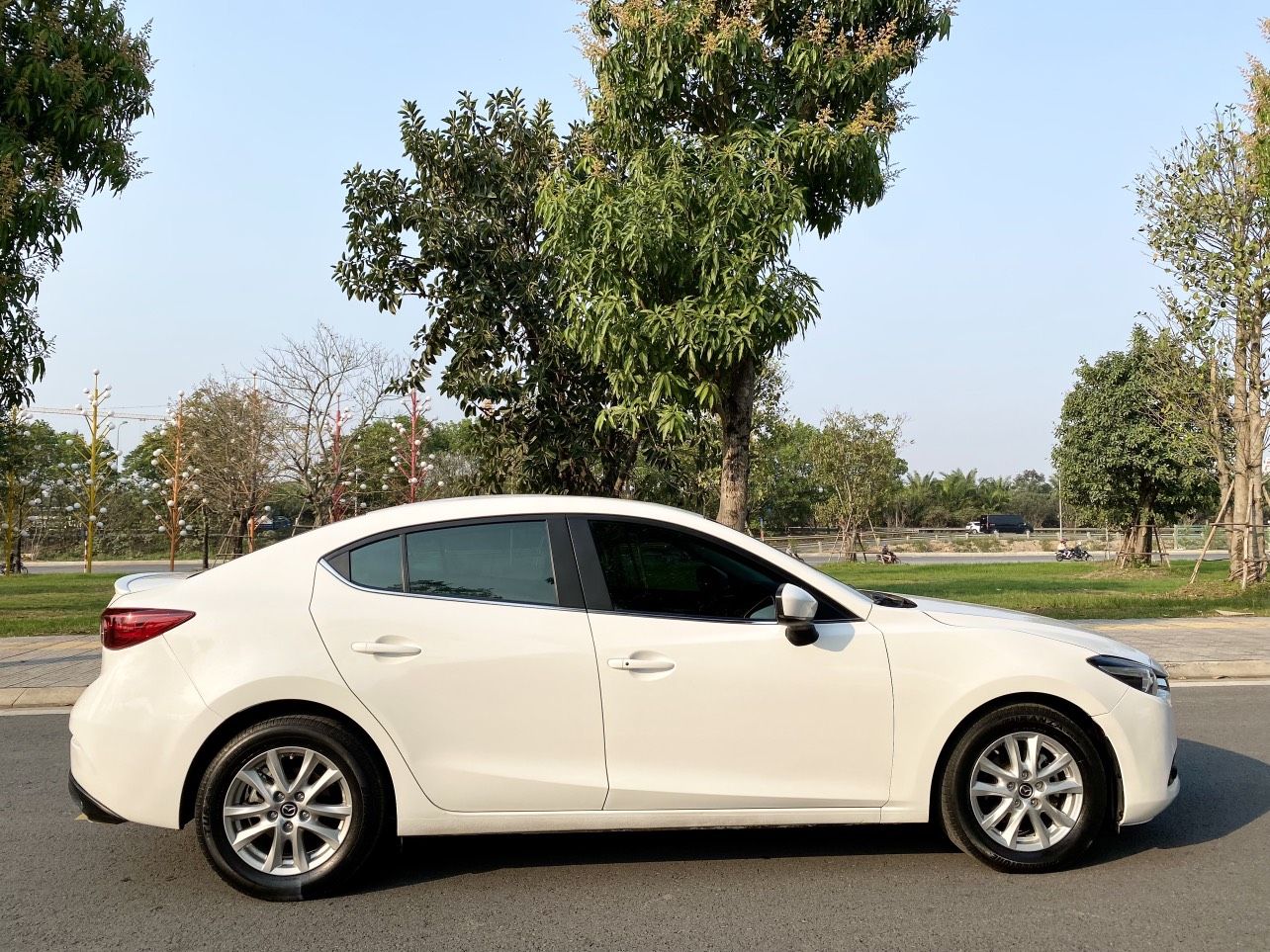 Mazda 3 2019 - Bán ô tô đăng ký lần đầu 2019, ít sử dụng, giá chỉ 535tr