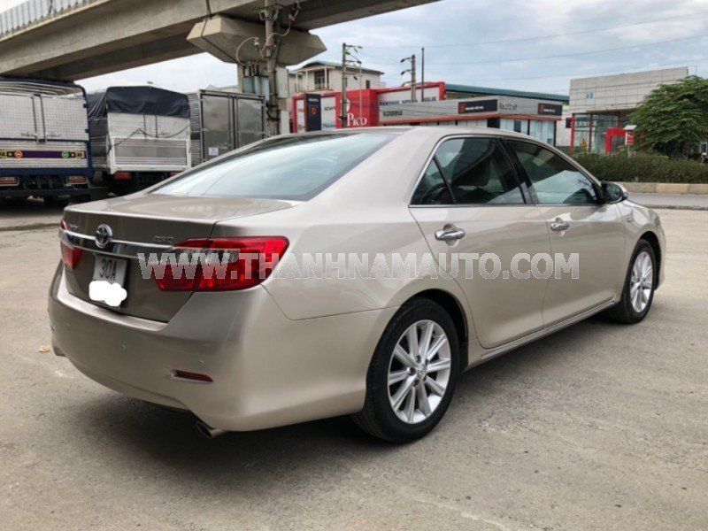 Toyota Camry 2012 - Model 2013, biển 30A