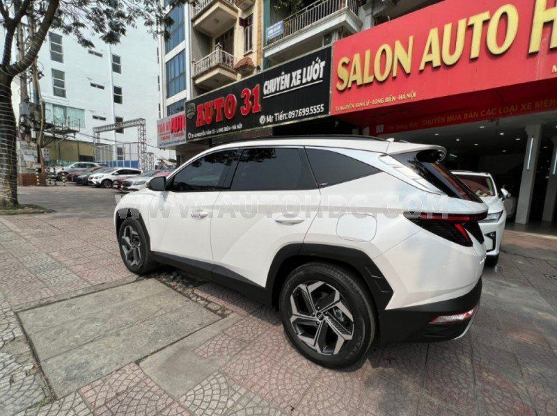 Hyundai Tucson 2023 - Biển thành phố sang tên không mất tiền biển