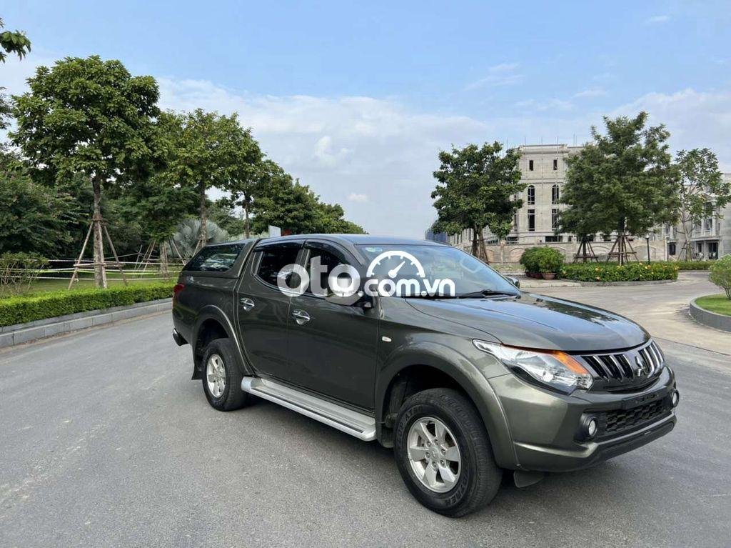 Mitsubishi Triton   4x2 AT 2019 2019 - Mitsubishi Triton 4x2 AT 2019