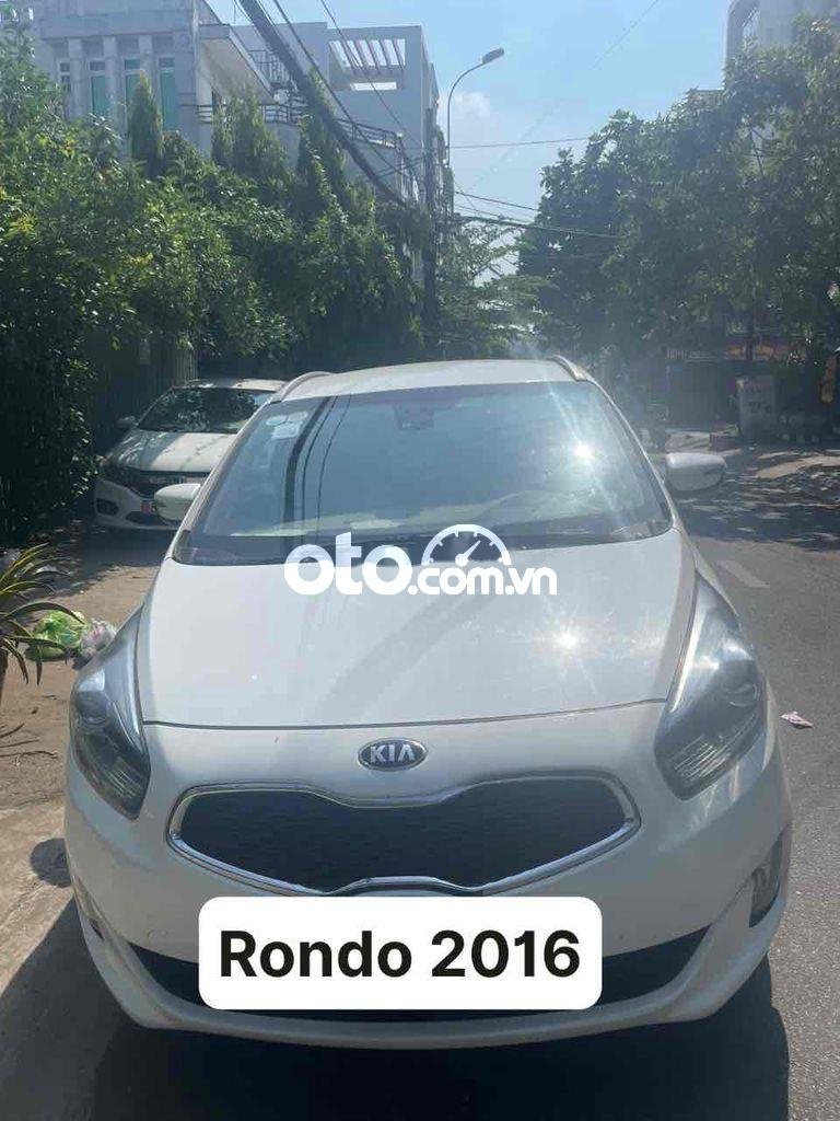 Kia Rondo bán   2016 máy xăng số tự động 2016 - bán kia rondo 2016 máy xăng số tự động