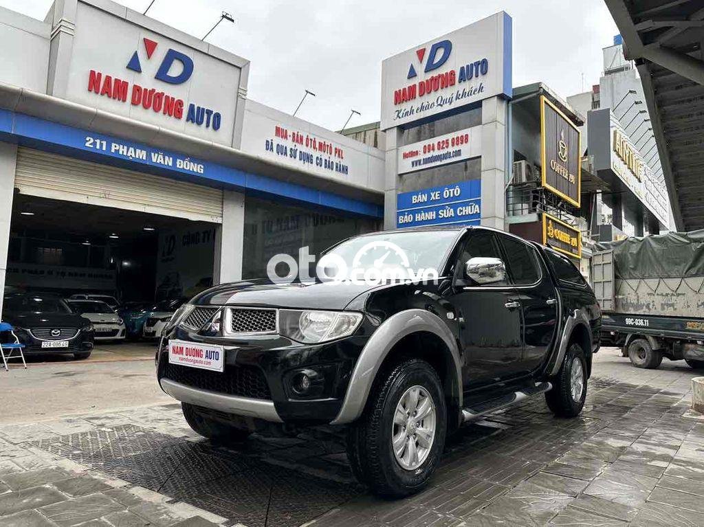 Mitsubishi Triton   2.5AT 4x4 2011 2011 - Mitsubishi Triton 2.5AT 4x4 2011