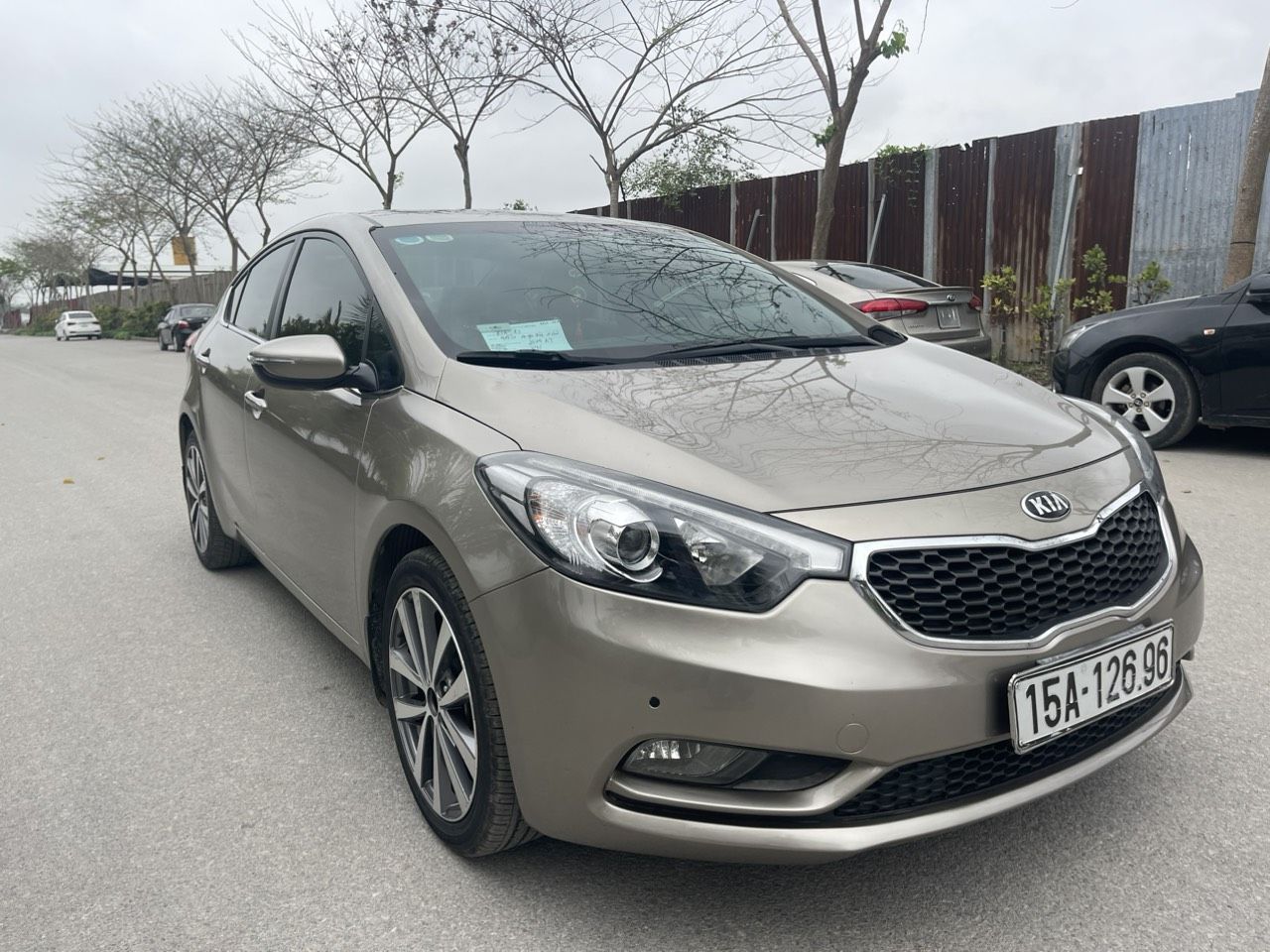 Kia K3 2014 - Xe gia đình phom dáng đẹp