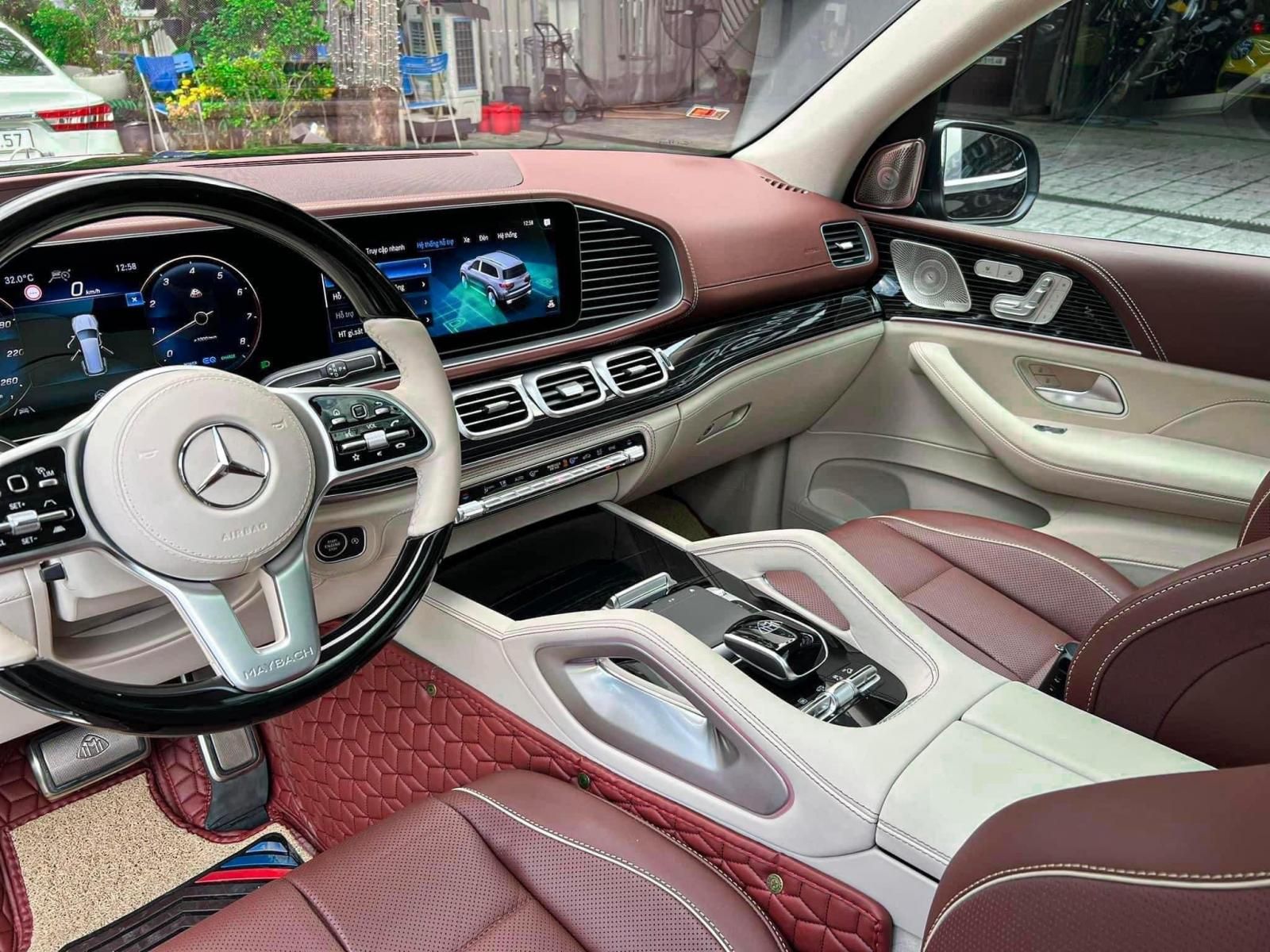 Mercedes-Benz 2021 - Xe đẹp một chủ, km zin lướt 2v km