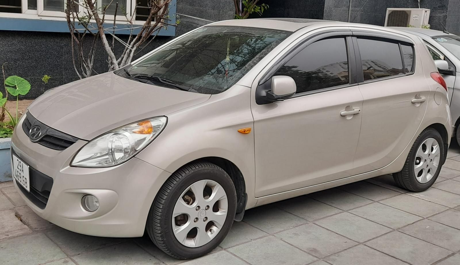 Hyundai i20 2011 - Cần đổi xe nên sang nhanh cho các bác có nhu cầu