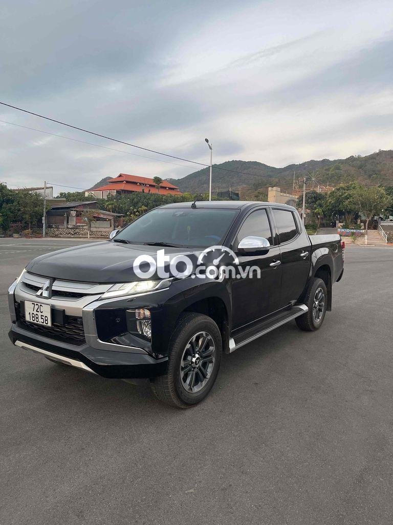 Mitsubishi Triton cần ban gấp  2021 bản phun 2 cầu máy dầu 2021 - cần ban gấp triton 2021 bản phun 2 cầu máy dầu