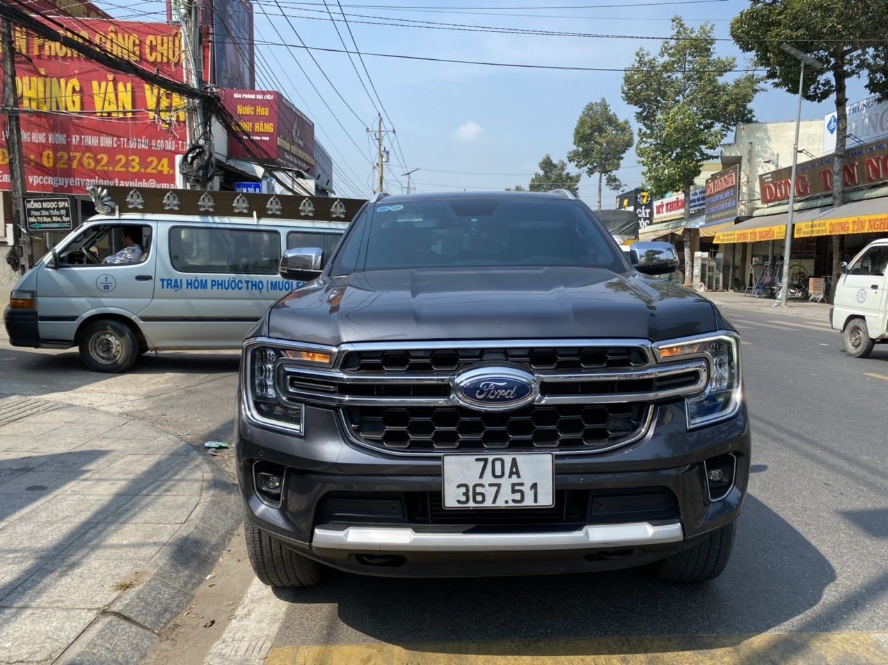 Ford Everest 2022 - Cần bán gấp