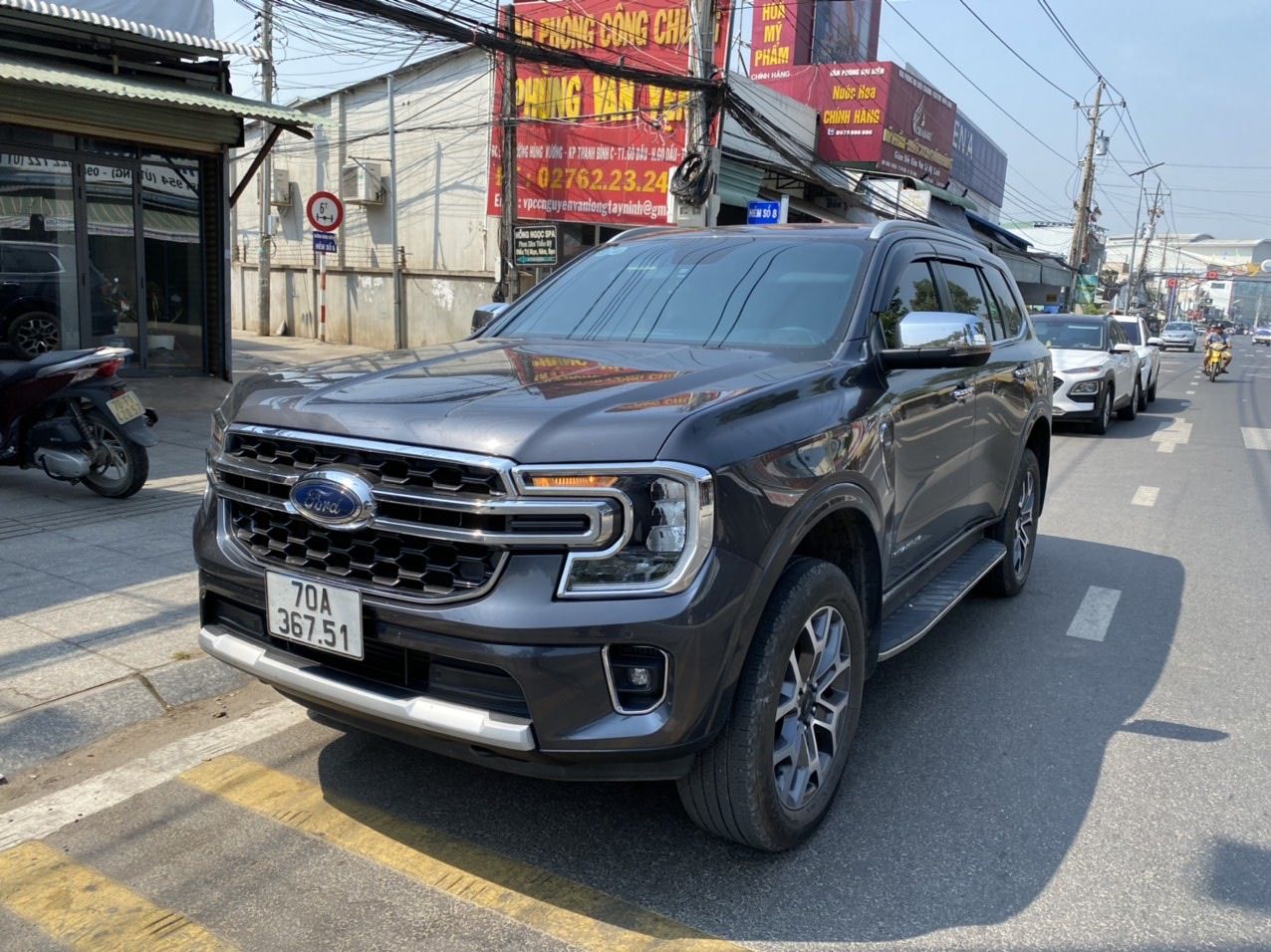 Ford Everest 2022 - Cần bán gấp