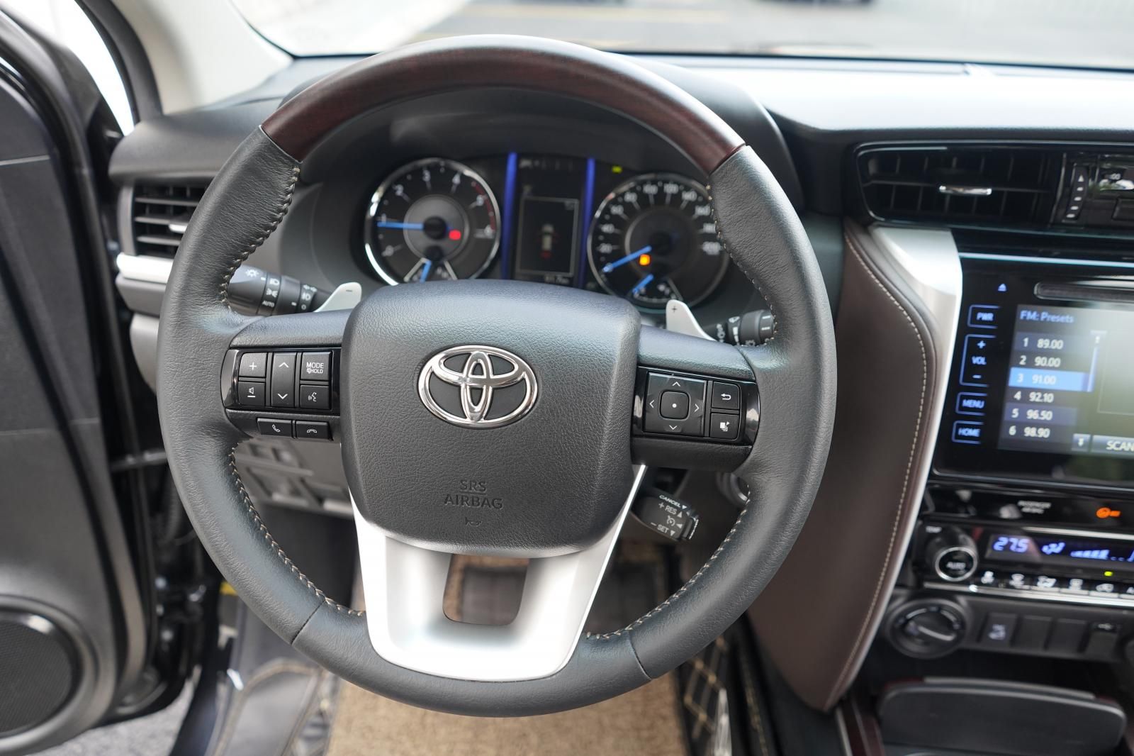 Toyota Fortuner 2019 - Số tự động máy dầu