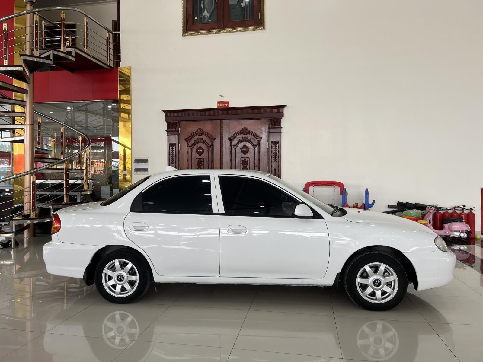 Kia Spectra 2003 - Sedan 5 chỗ giá rẻ, máy số ngon, thân vỏ chắc chắn