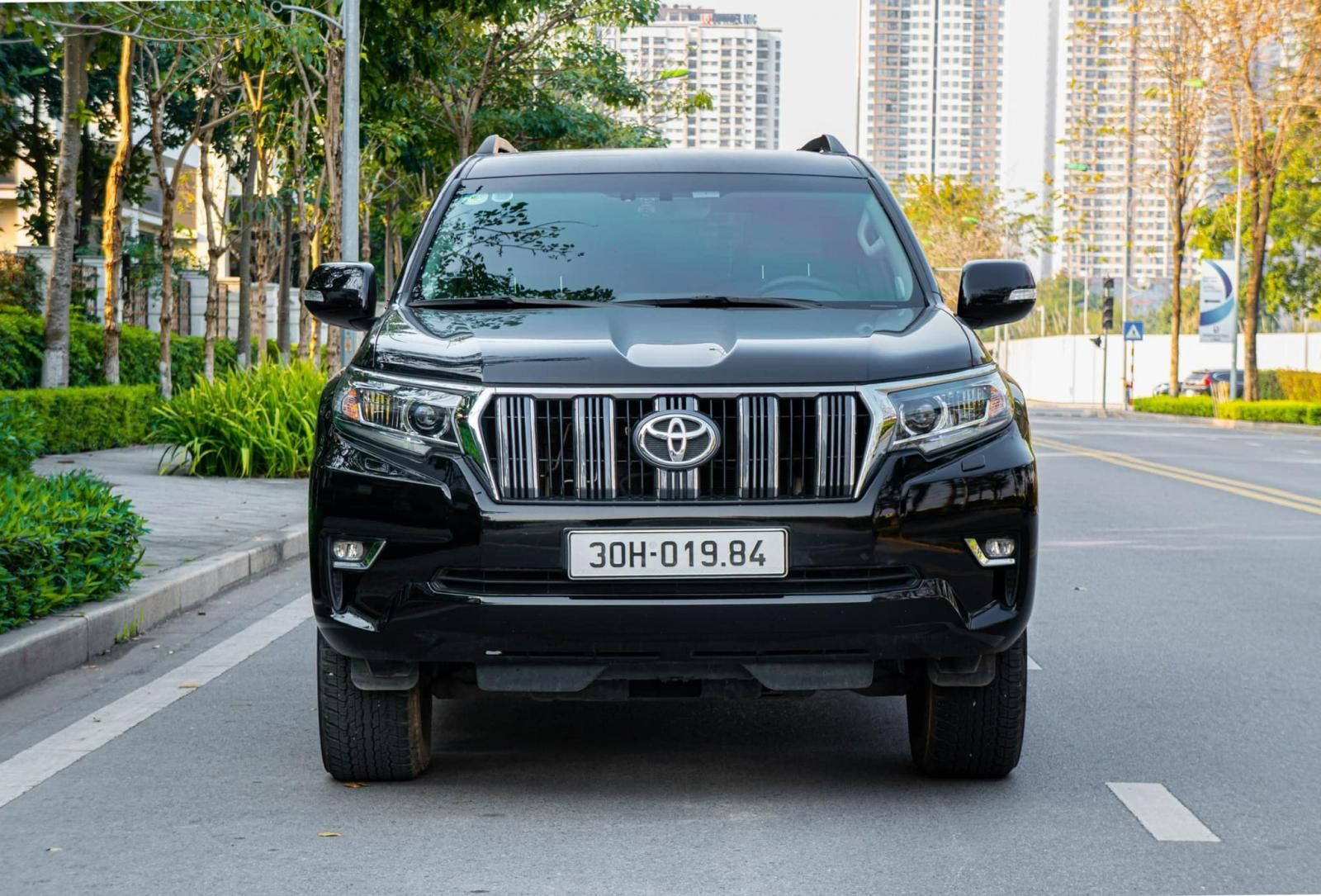 Toyota Land Cruiser Prado 2021 - Màu đen, xe nhập