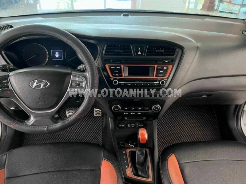 Hyundai i20 Active 2015 - Đăng ký lần đầu 2016, biển tỉnh