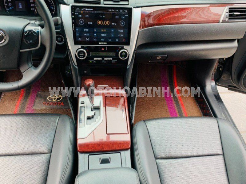 Toyota Camry 2013 - Màu đen, nội thất đen