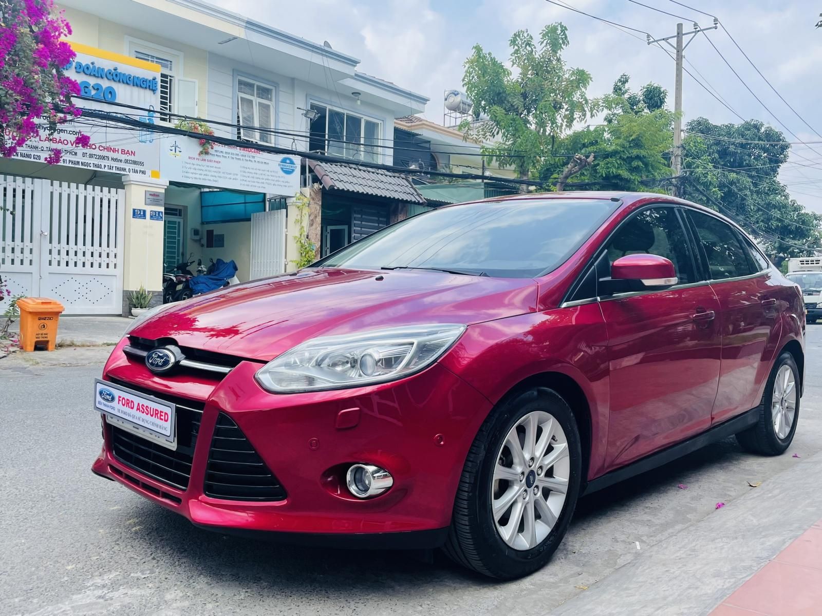 Ford Focus 2014 - Màu đỏ, giá hữu nghị