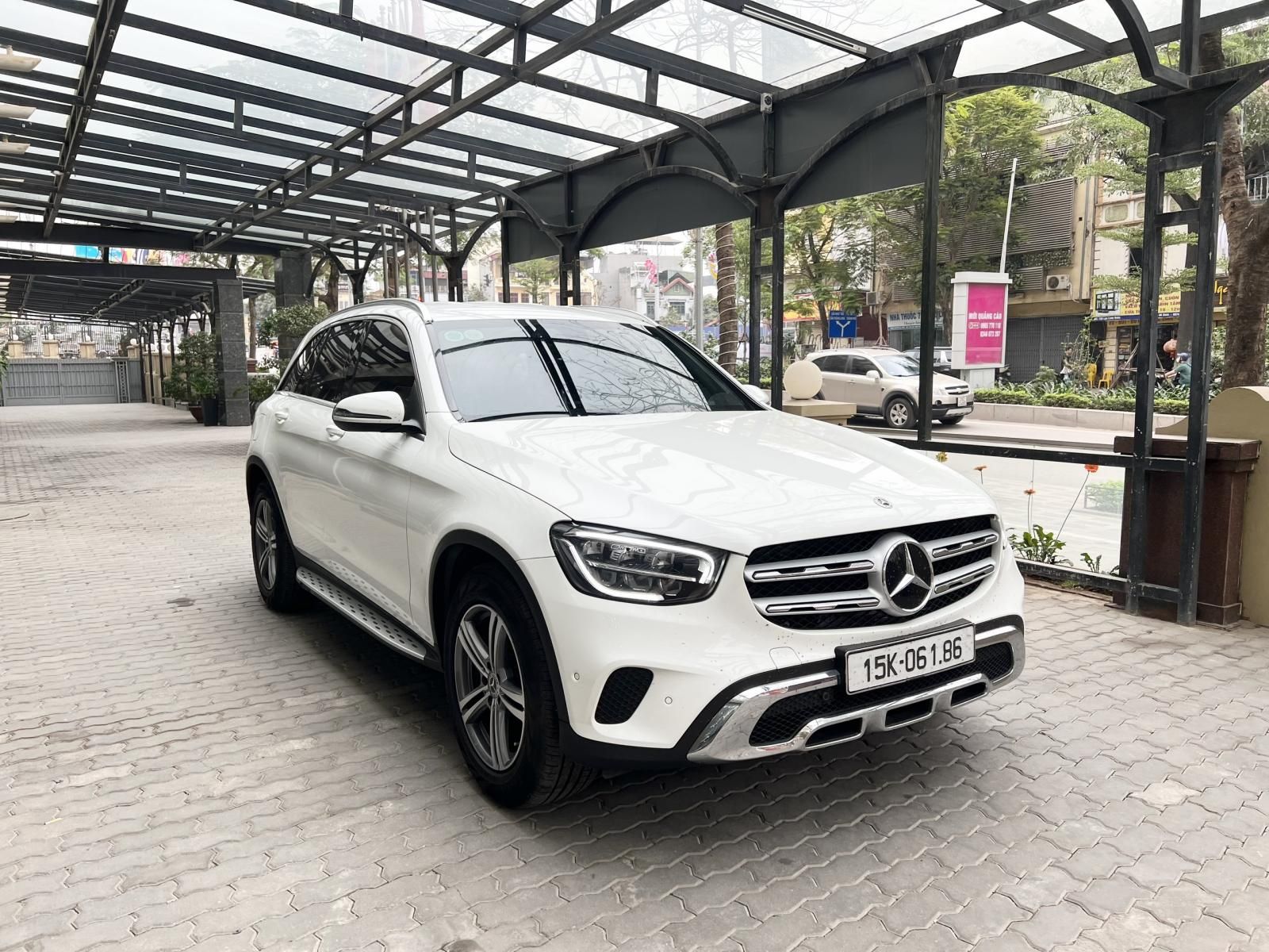 Mercedes-Benz GLC 200 2022 - Bảo hành chính hãng, bao đậu bank 70-90% (Ib Zalo tư vấn trực tiếp 24/7)