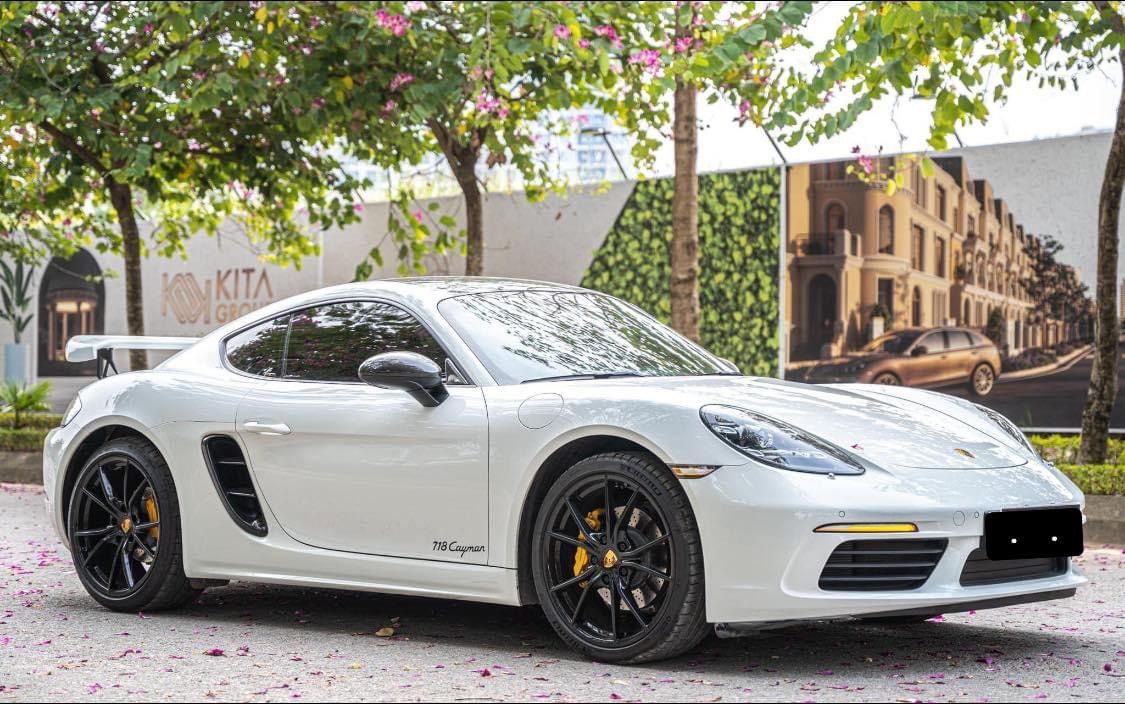 Porsche 718 2019 - Cực mới, bao check mọi lúc mọi nơi