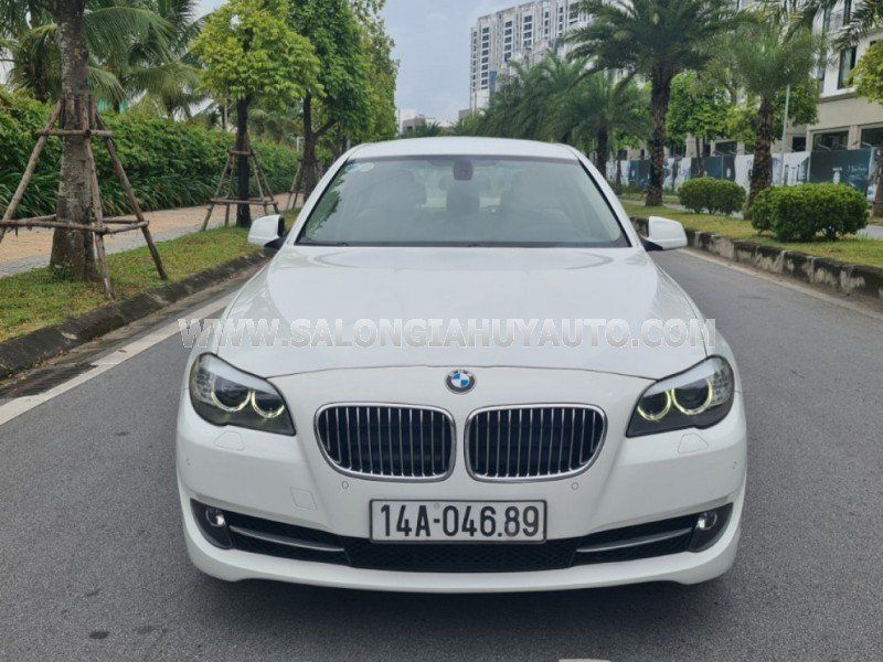 BMW 520i 2013 - Màu trắng nội thất kem