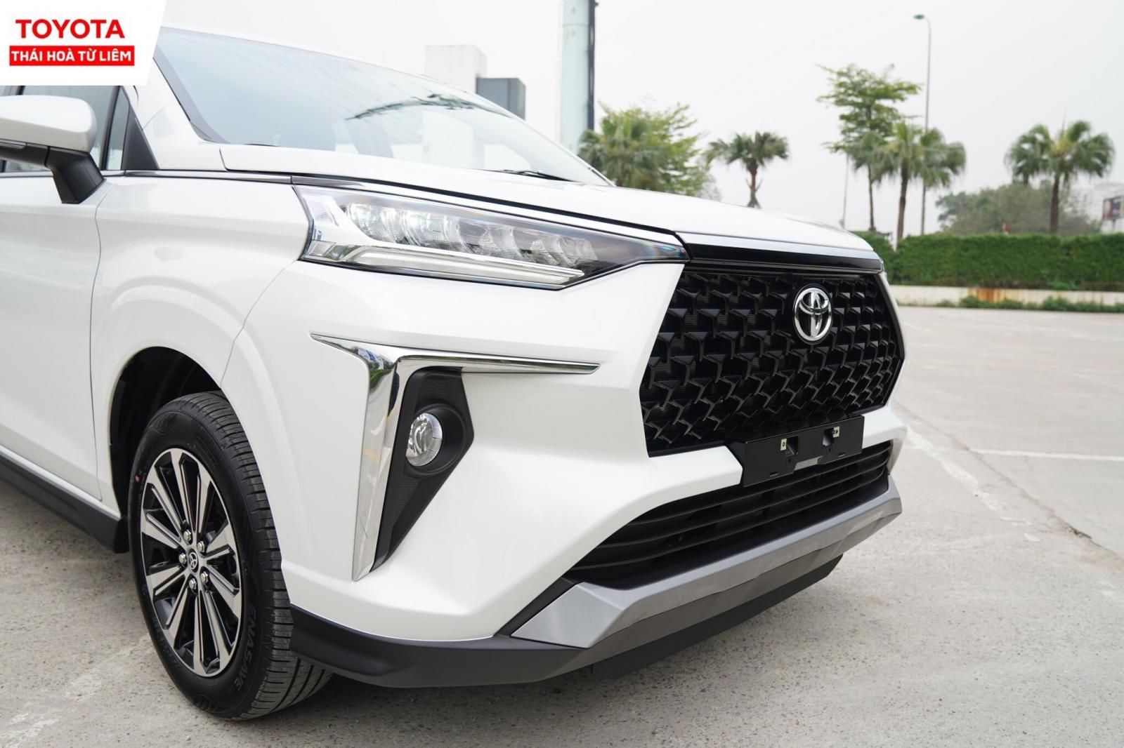 Toyota Veloz Cross 2023 - Sẵn xe, đủ màu - Giao ngay tại Hà Nội. Liên hệ hotline nhận xe giá tốt nhất