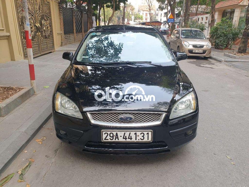 Ford Focus   Số sàn nhà bán 2006 - Focus sedan Số sàn nhà bán