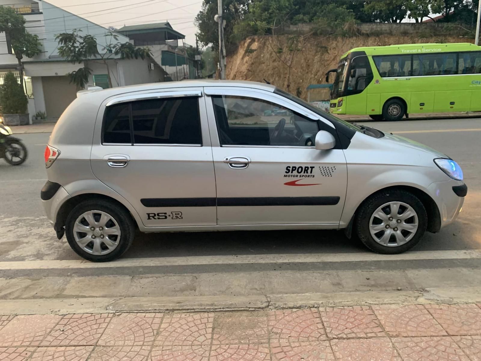 Hyundai Getz 2010 - Xe màu bạc, nhập khẩu nguyên chiếc giá ưu đãi