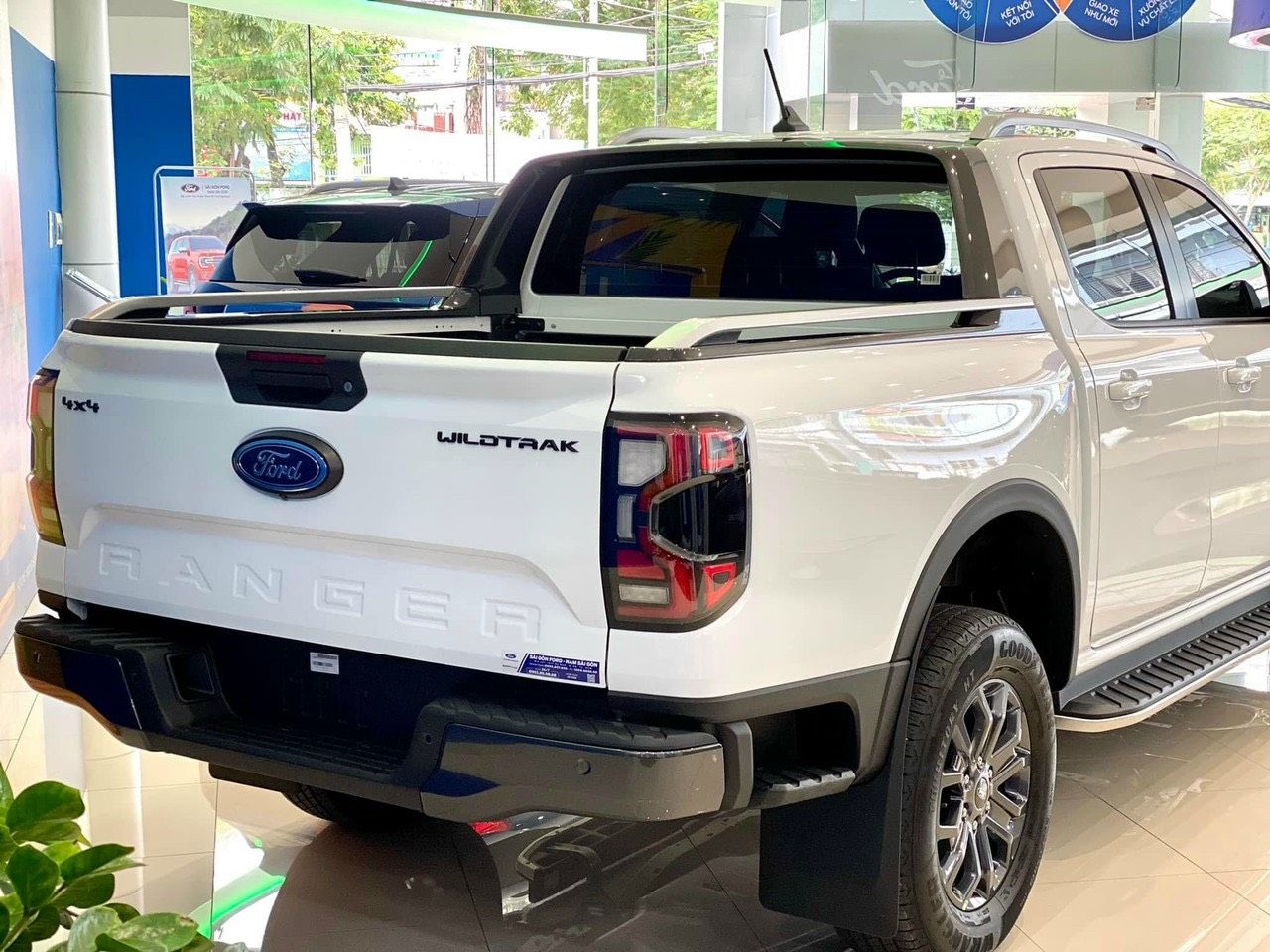 Ford Ranger 2023 - Ưu đãi tiền mặt - Tặng các phụ kiện giá trị chính hãng cao cấp