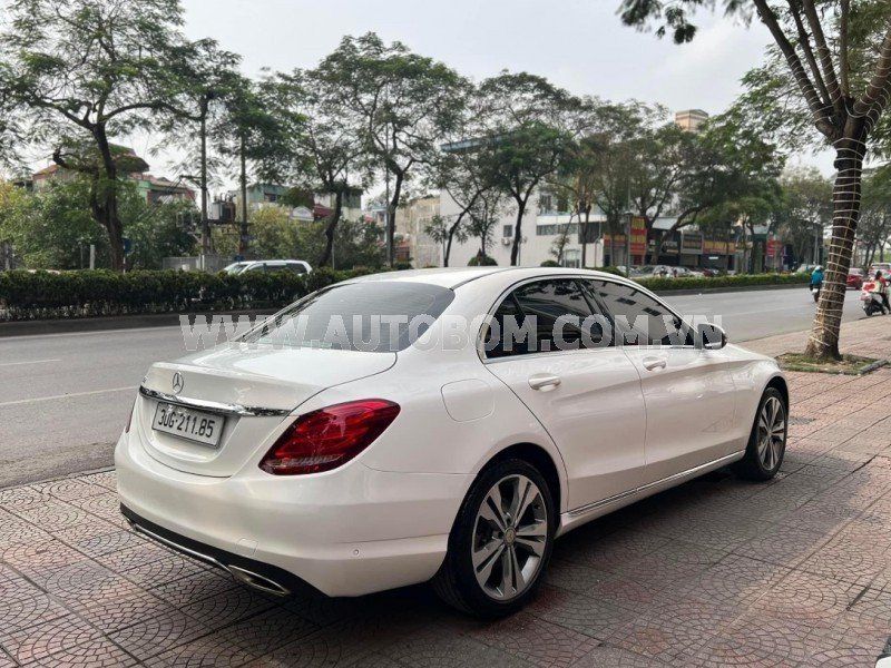 Mercedes-Benz C 250 2016 - Màu trắng