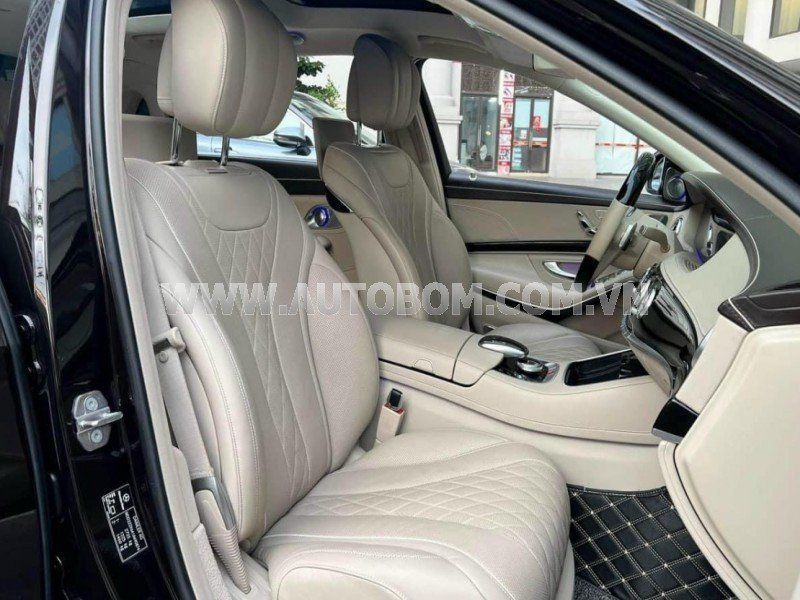 Mercedes-Benz Maybach S450 2019 - Màu đen, xe nhập