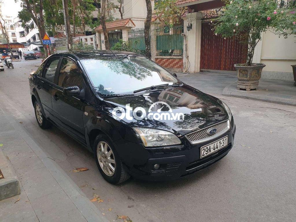 Ford Focus   Số sàn nhà bán 2006 - Focus sedan Số sàn nhà bán