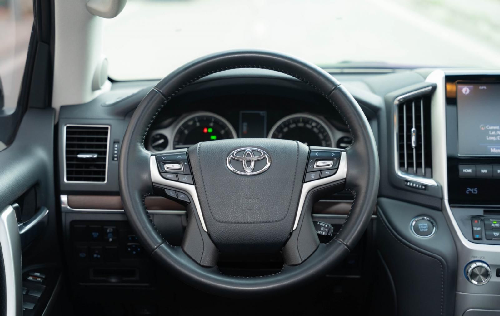 Toyota Land Cruiser 2021 - Xe gia đình, giá tốt 4 tỷ 620tr