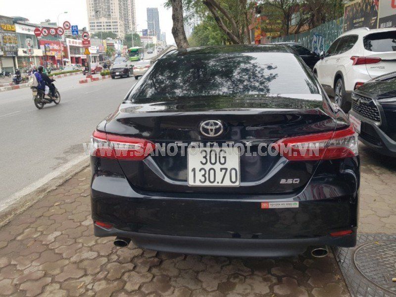 Toyota Camry 2019 - Màu đen, nhập khẩu nguyên chiếc