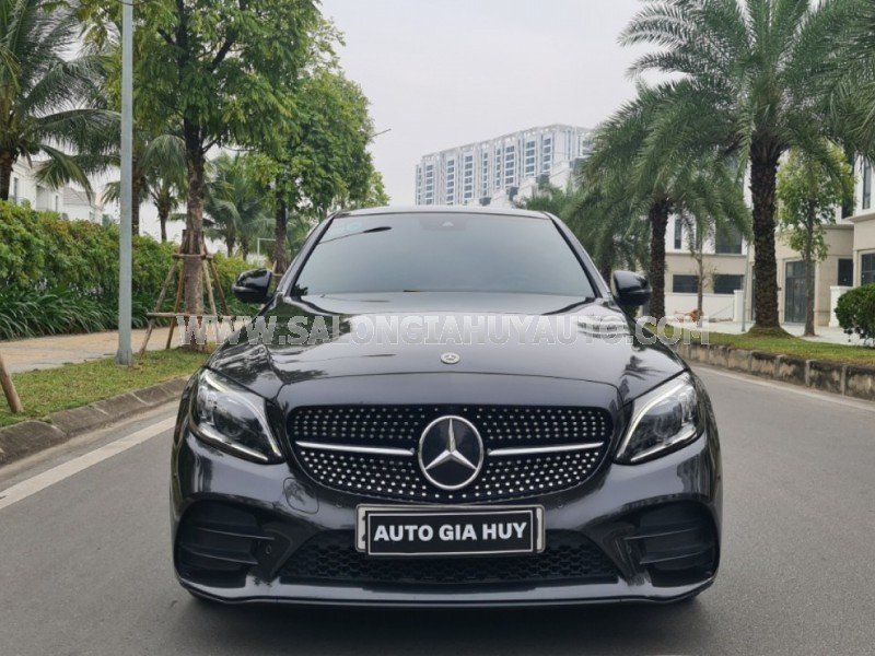 Mercedes-Benz C300 2020 - Đăng ký lần đầu năm 2021