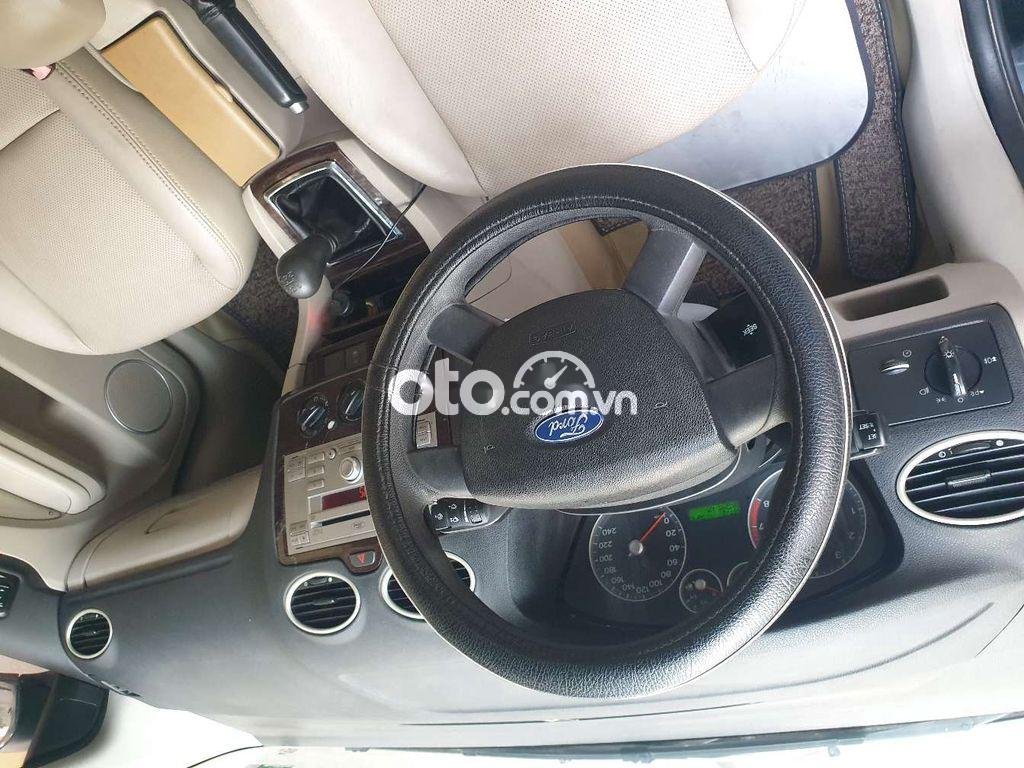 Ford Focus   Số sàn nhà bán 2006 - Focus sedan Số sàn nhà bán