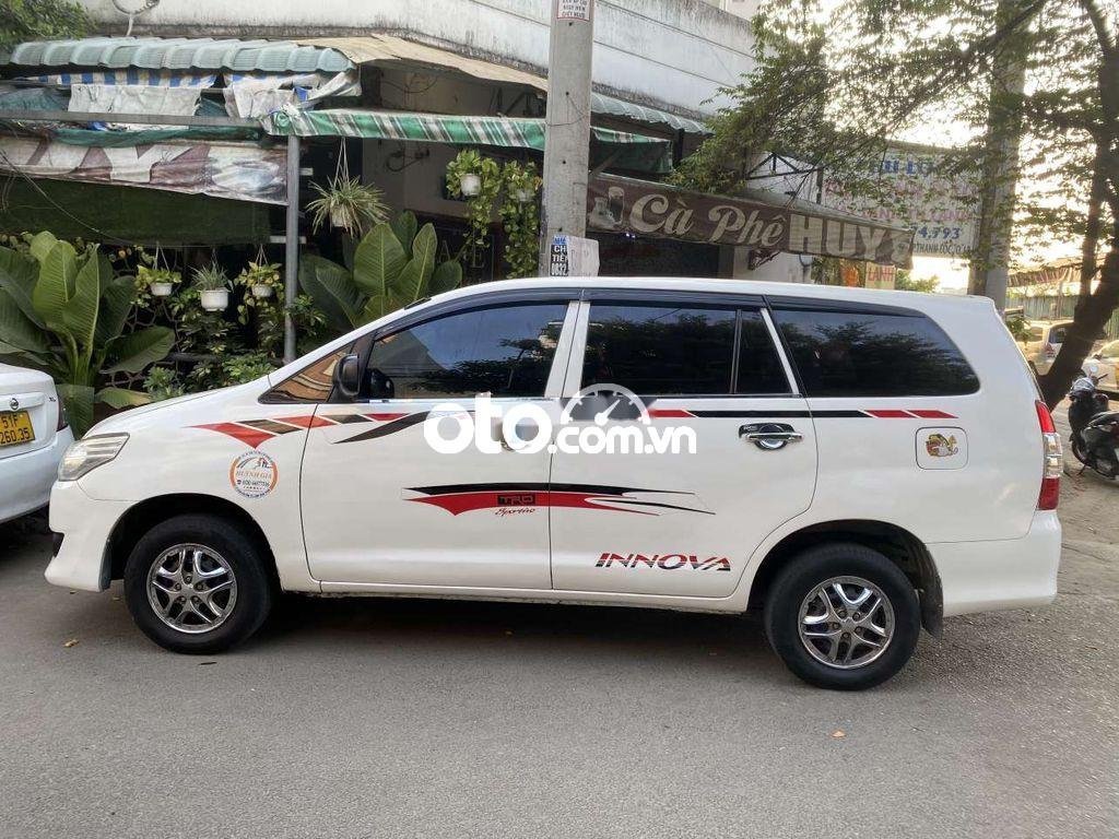 Toyota Innova  2.0 2014 cần bán 2014 - Innova 2.0 2014 cần bán