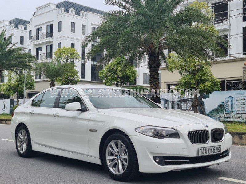 BMW 520i 2013 - Màu trắng nội thất kem