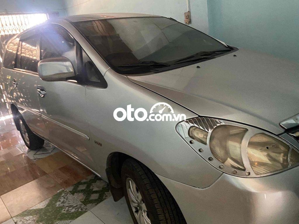 Toyota Innova  j len g gia dinh chạy lâu năm giữ gin kỹ 2008 - innova j len g gia dinh chạy lâu năm giữ gin kỹ