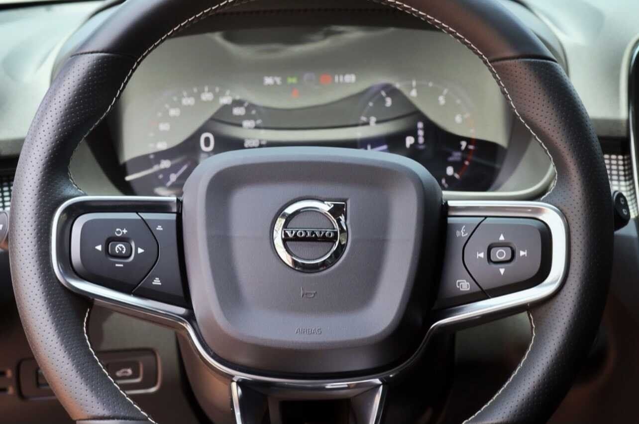 Volvo XC40 2020 - Lăn bánh 3.800 km