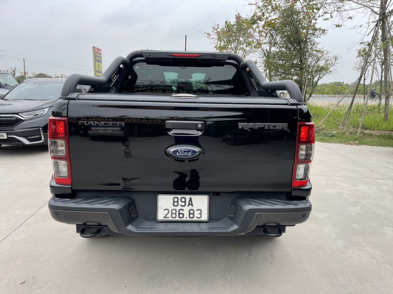 Ford Ranger Raptor 2021 - Màu đen, nhập khẩu nguyên chiếc