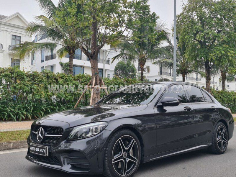 Mercedes-Benz C300 2020 - Đăng ký lần đầu năm 2021